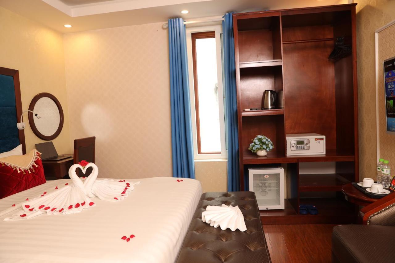 Lavender Boutique House Hotel Hanoi Exterior photo