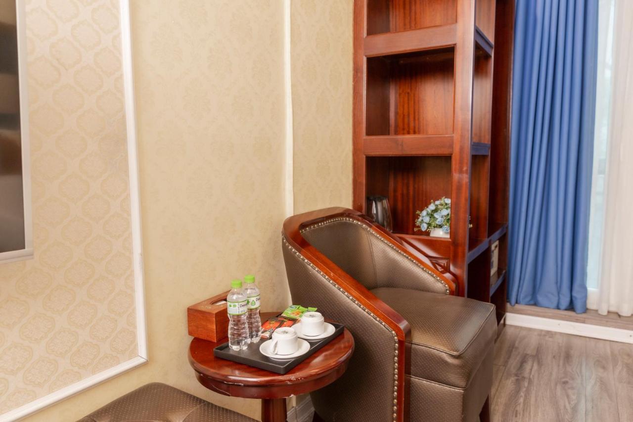 Lavender Boutique House Hotel Hanoi Exterior photo
