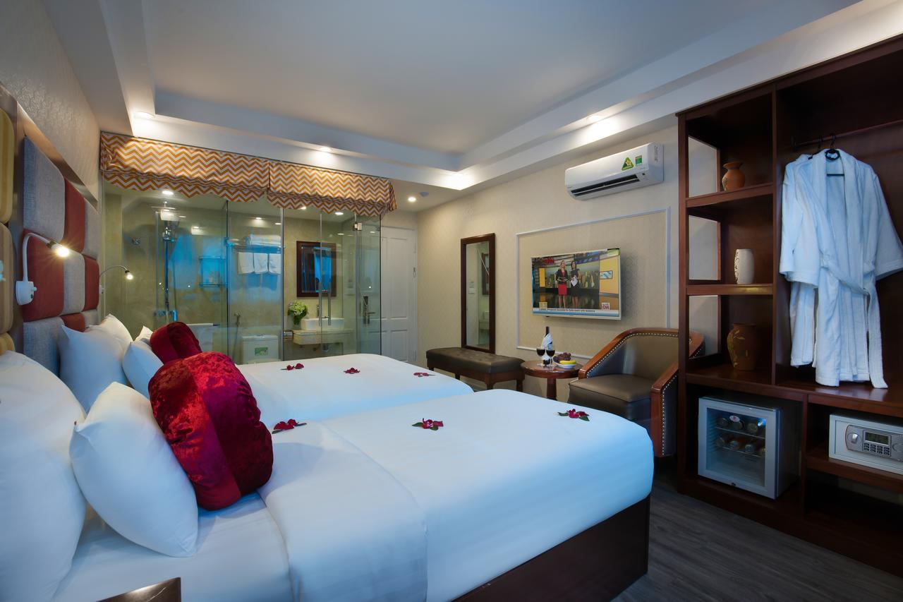 Lavender Boutique House Hotel Hanoi Exterior photo