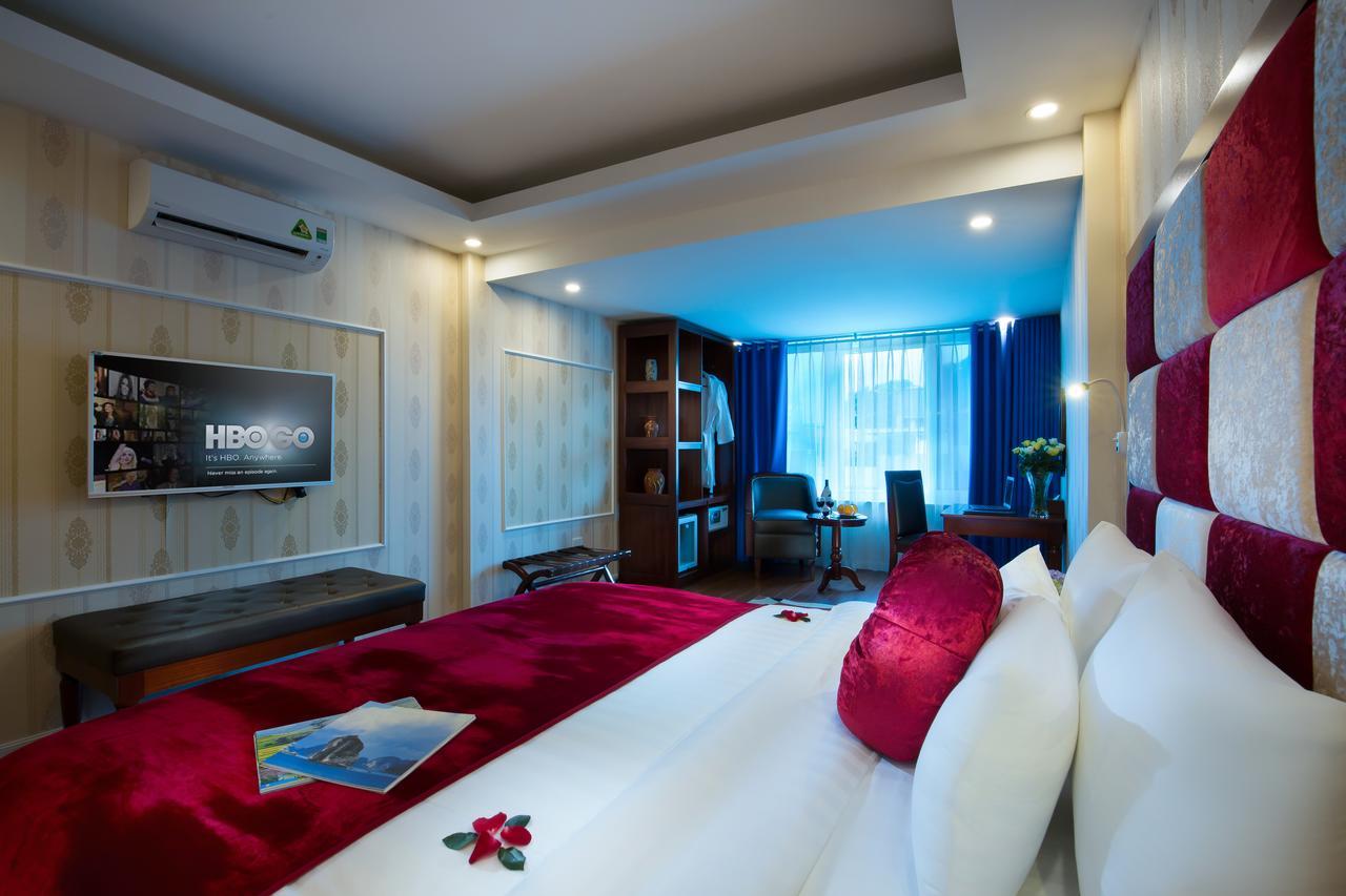 Lavender Boutique House Hotel Hanoi Exterior photo